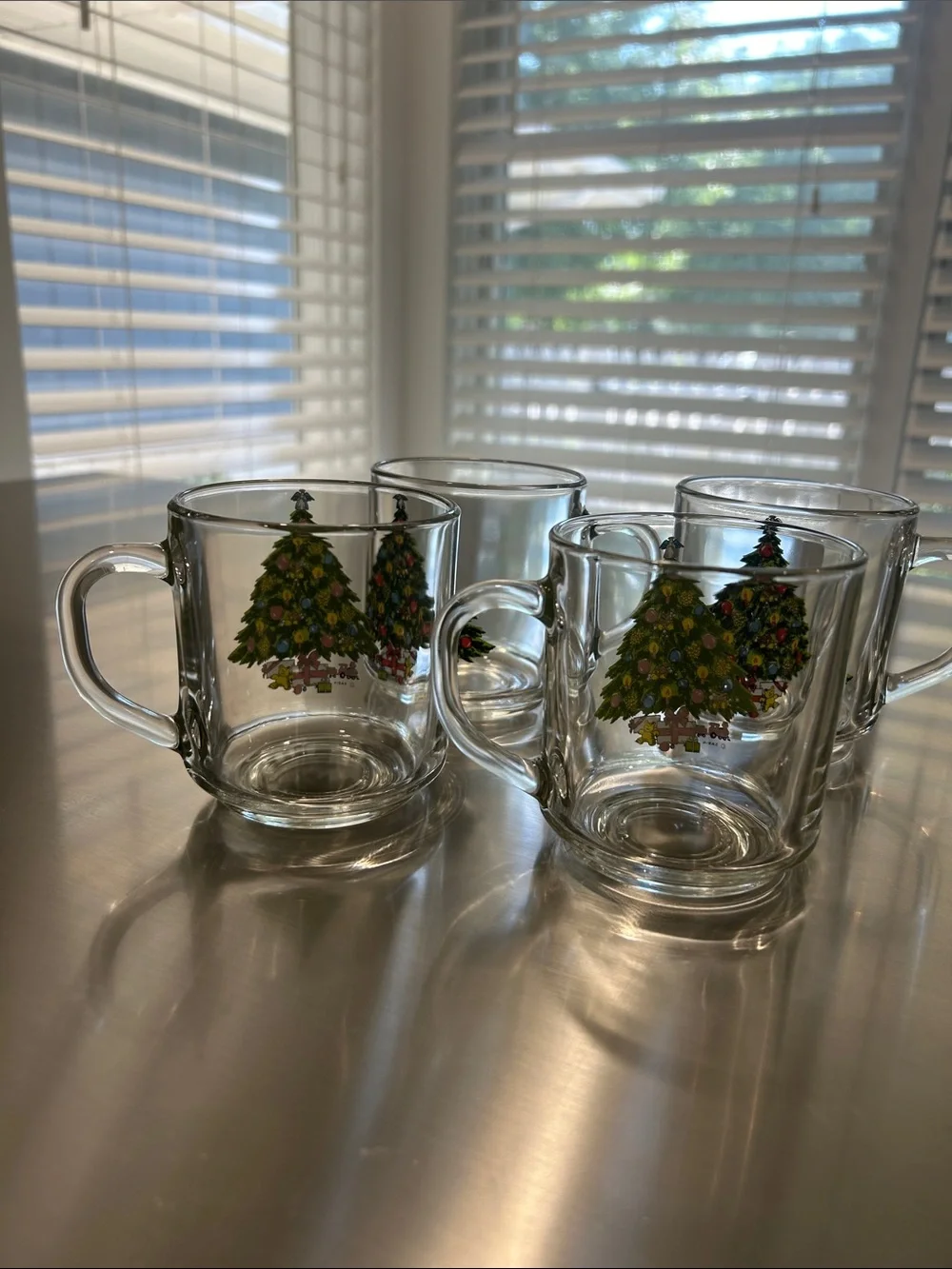 Luminarc Holiday Glass Coffee Mugs with Christmas Tree Design - Green